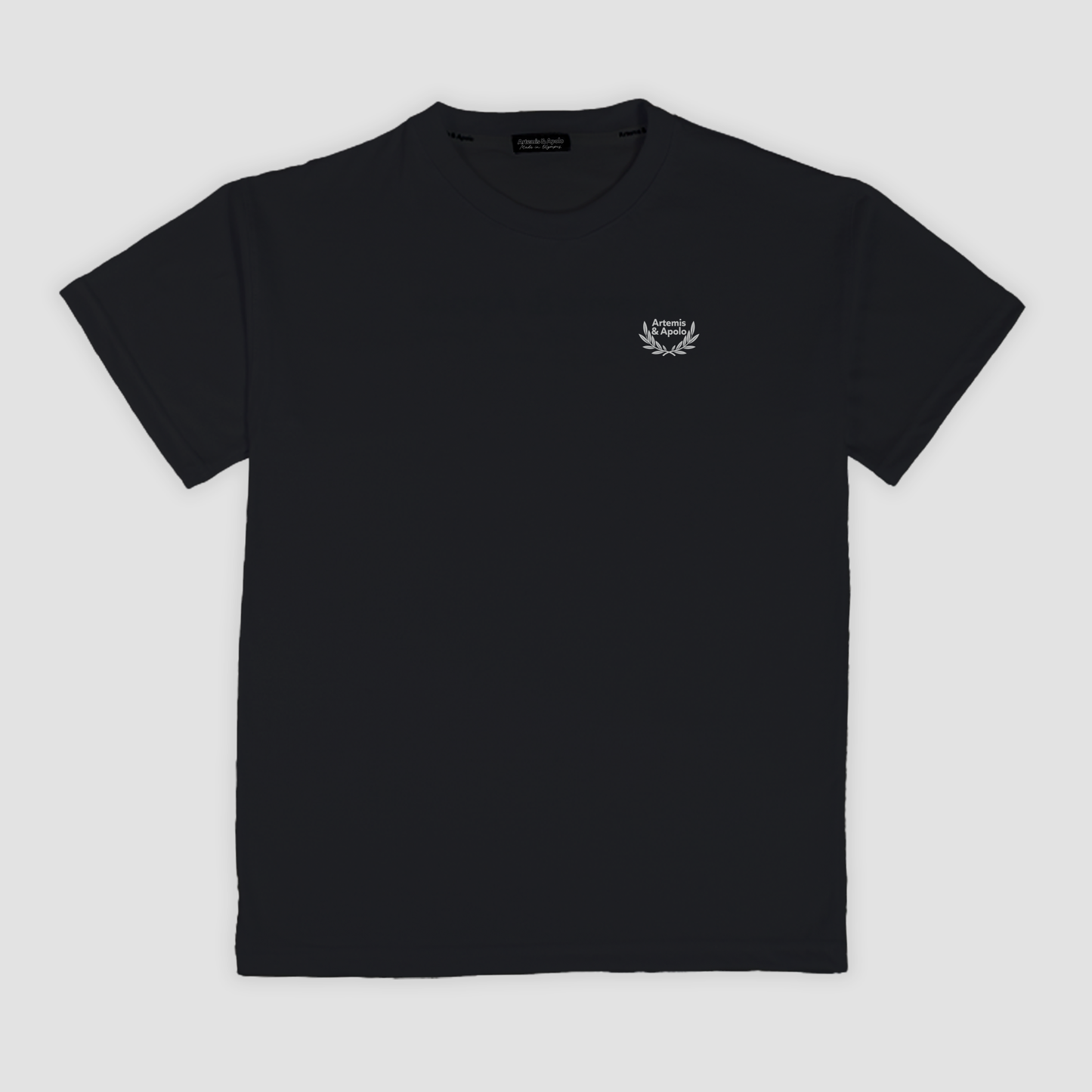 Black T-Shirt | Essential